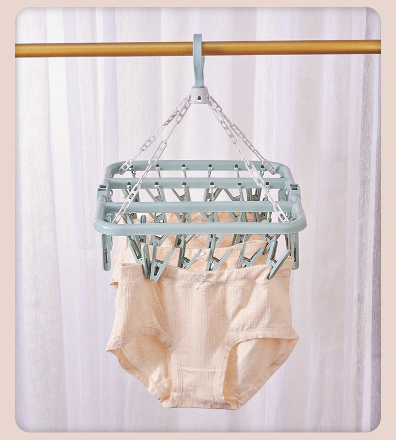 Multifunctional, Foldable and Space-Saving Laundry Hanger (32 pegs) | Plastic and Rotating Hanging Drying Rack